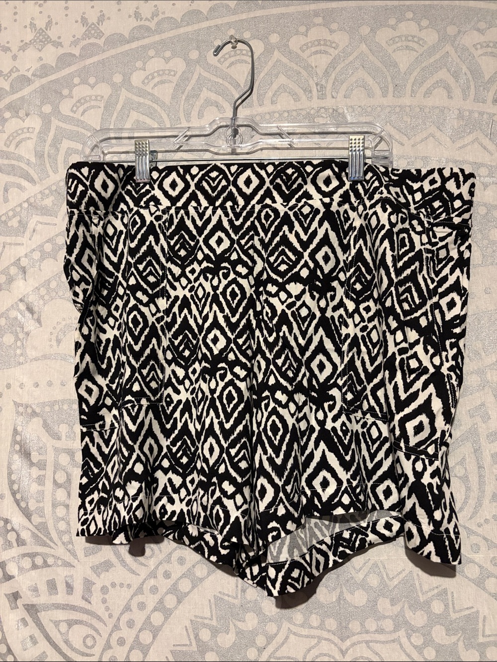 Wildfox Black & White Geometric  Shorts